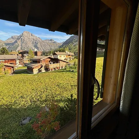Soeni Daire Arosa